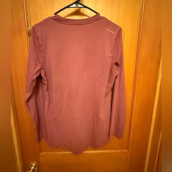 Ariat Women’s Rebar Cotton Strong Logo T-Shirt - Picture 2 of 10